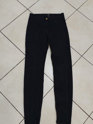 H&M women's black pants like new, size XS