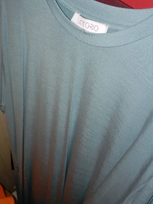 Vittorio men's t shirt petrol medium size new