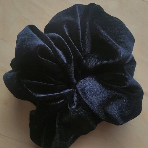 Scrunchies handmade velvet XL new
