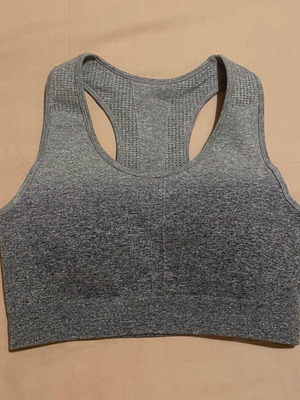 Sports bra γκρι M/L σαν καινούργιο, αθλητικό σουτιέν τοπ με αφαιρούμενα cups