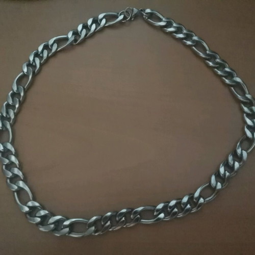 Necklace unisex, like new, gray