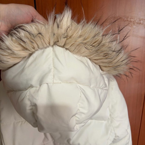 Bershka white jacket used with fur hood, size L