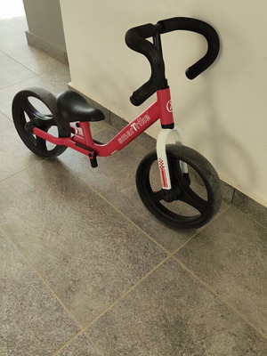 Balance bike like new for toddlers with foldable frame