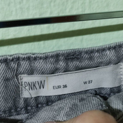PNKW women's denim skirt like new, size M 38 10, blue