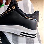  Sneakers μαύρα δίπατα καινούργια ! 39