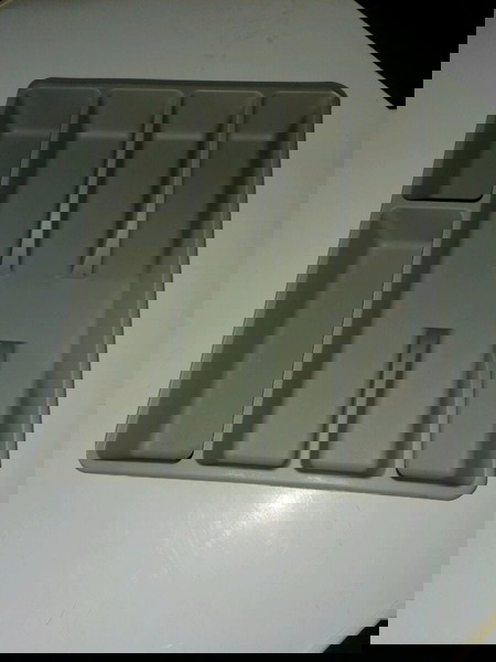 Σετ από 3 θήκες πλαστικές για μαχαιροπίρουνα.