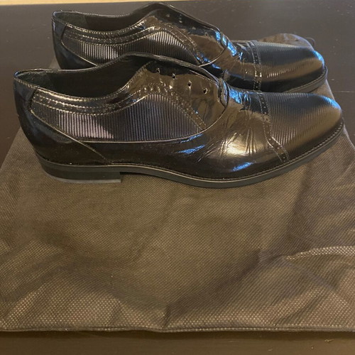 Emporio Armani black dress shoes like new, size 41 with fabric case