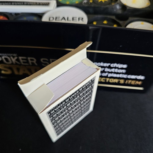 Poker Set Status used, collector's item with chips and cards