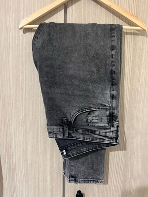 Mavi Jeans men's denim 36/30 like new, black and gray