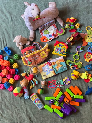 Βρεφικά παιχνίδια μεταχειρισμένα, μεγάλο πακέτο Fisher Price και άλλα