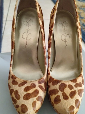 Jessica Simpson high heels like new, size 38, pony skin