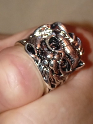 Massive ring Puss in Boots new, silver plated