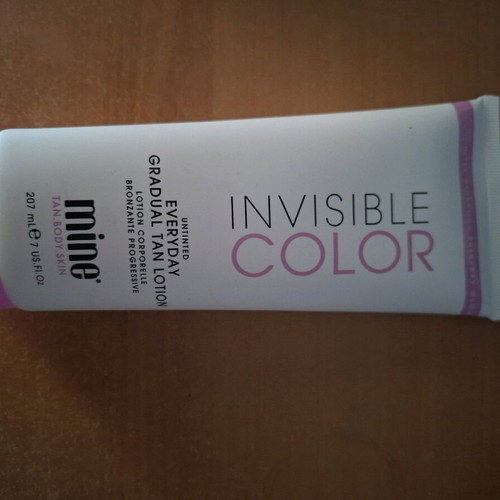 Tan lotion new with moisturizing oils and gradual tanning