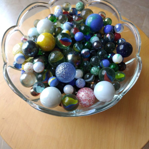 Marbles decorative, like new, various sizes and colors