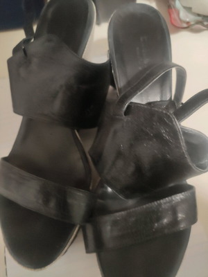 Platforms 40 black leather branded