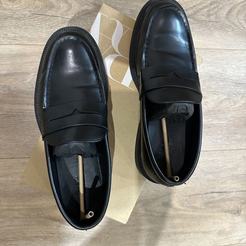Zara men's shoes size 40, black loafers