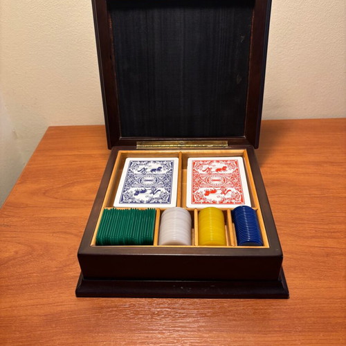 Case for playing cards and chips, wooden and leather made in ITALY