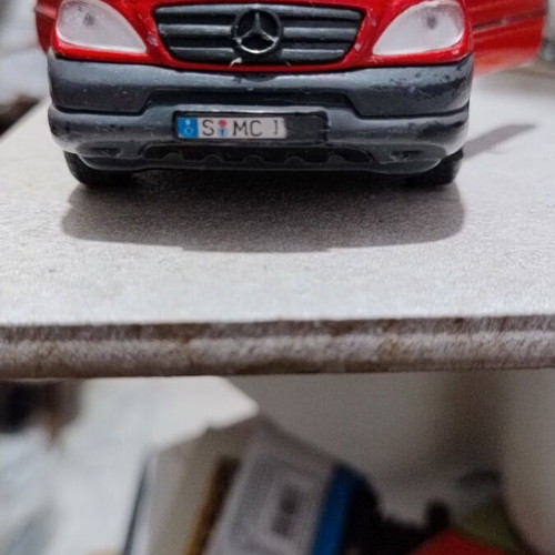 Welly Mercedes-Benz M Class 1/32 scale used