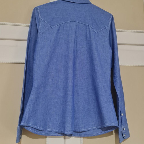 Lee women's cotton shirt like new, blue, size XS