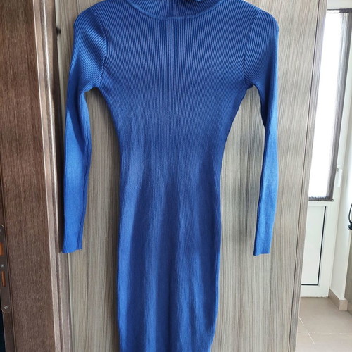 Cherry Koko midi rib dress used blue with turtleneck