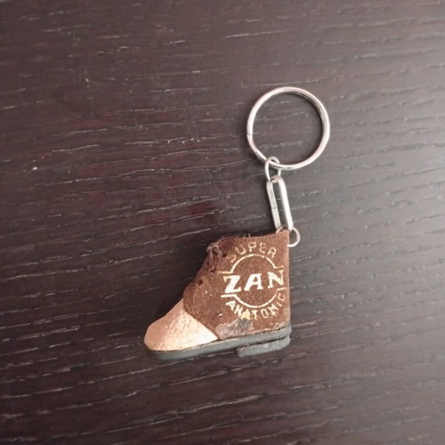 Decorative leather shoe keychain used