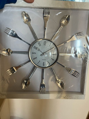 Kitchen clock with cutlery new