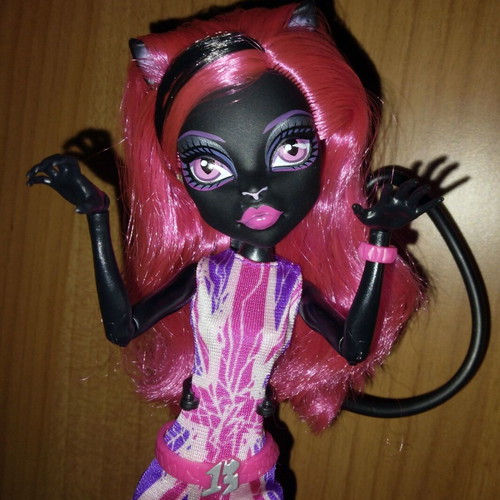 Monster High Ghoulebrities in Londoom 2015 3-Pack Dolls like new
