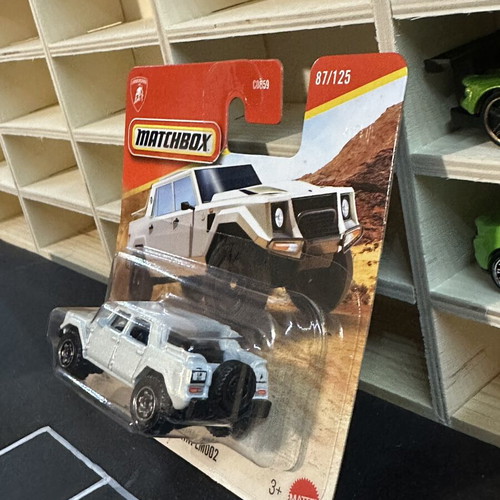 Matchbox Lamborghini LM002 sealed, new