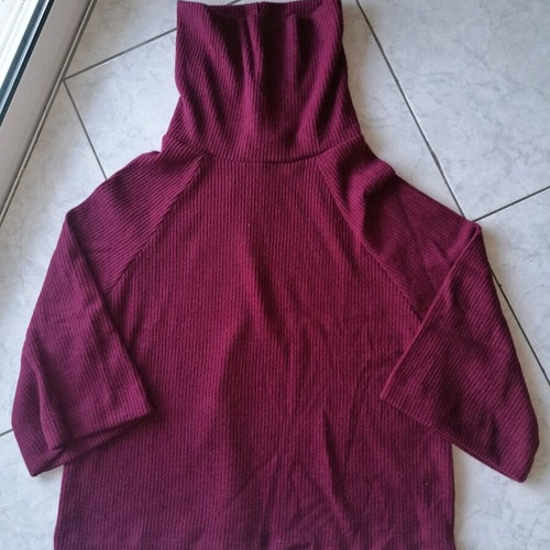 Pink Woman women's 3/4 sleeve pullover sweater new, red size M