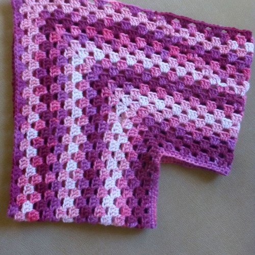 Handmade knitted children's poncho new, pink