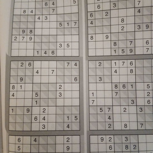 Crossword magazines like new, pack of 39 issues