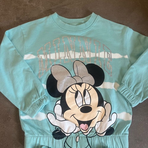 H&M kids set with Disney design like new, size 4-5, turquoise