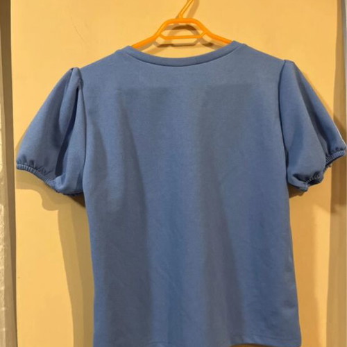 Anel Blue T-shirt with Puff Sleeves like new, size L