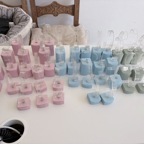 Wooden watch display stands used, set of 42 pieces with plastic clips