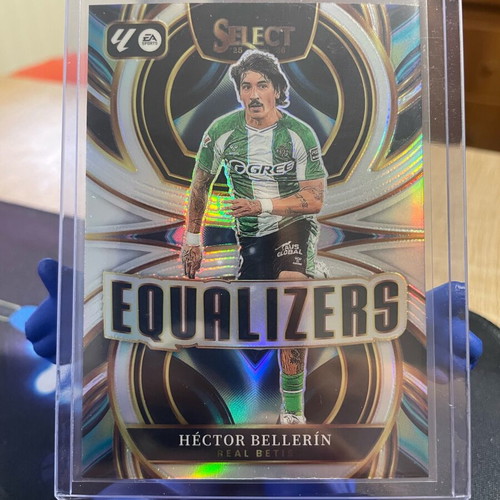 Panini Select 2025-26 La Liga Betis Hector Bellerin Equalizers card like new