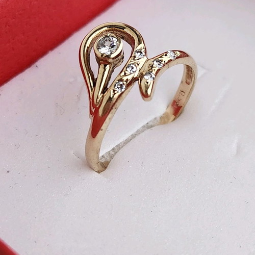 Gold 14K ring used with zircon