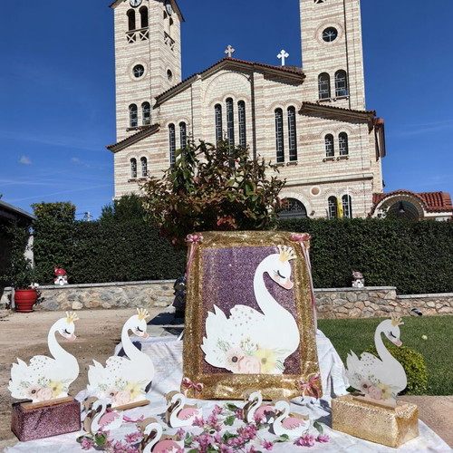 Baptism decoration with swan theme like new, wooden