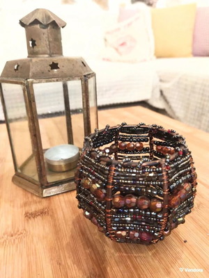 Candle Holder for Tealight with Metal Frame and Purple Beads like new