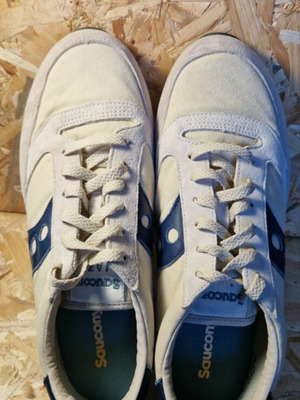 Saucony athletic shoes like new, size 41.5, gray and blue
