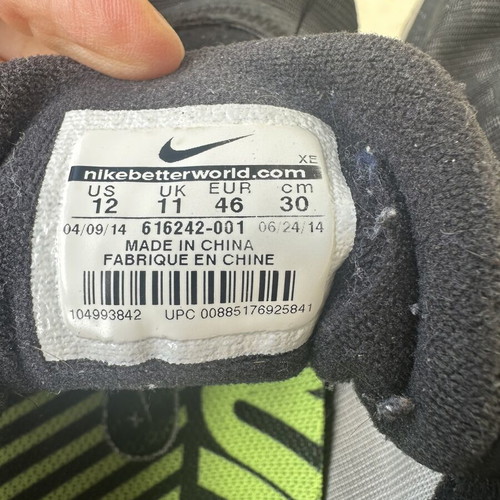 Nike athletic shoes used, size 46, black