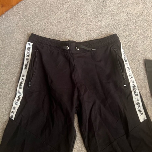 Zara shorts like new, size S, black and white