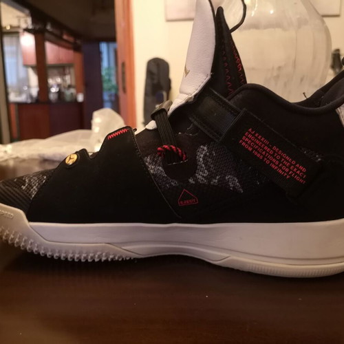 Air Jordan 33 Tiger Camo sneakers size 44 like new
