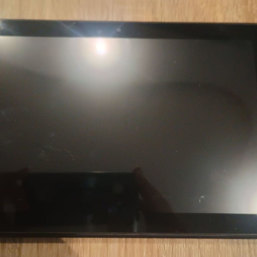 Lenovo Tab 4 10 tablet used with broken screen for spare parts