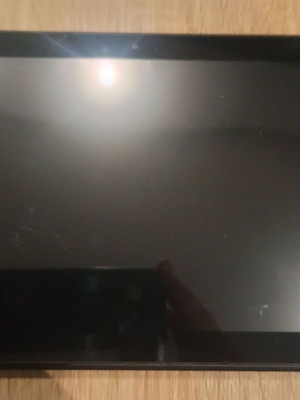 Lenovo Tab 4 10 tablet used with broken screen for spare parts
