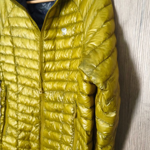 Mountain Hardwear Ghost Whisperer 2 used men's down jacket Small