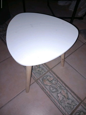 Side table used