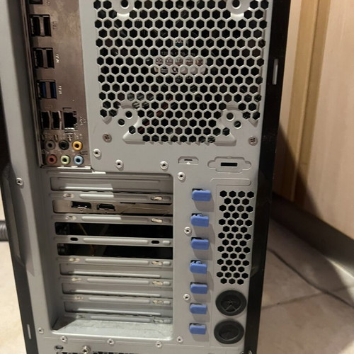 Low gaming PC with Radeon RX6400 graphics card