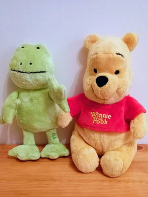 Αρκούδος Winnie the Pooh και βατραχάκι Ole σαν καινούργια