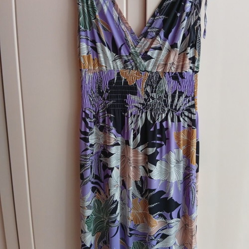 Long dress like new, 95% viscose 5% elastane, size XL