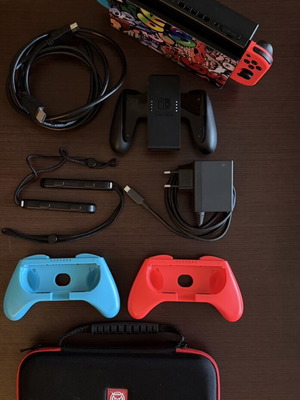 Nintendo Switch V2 console like new with accessories